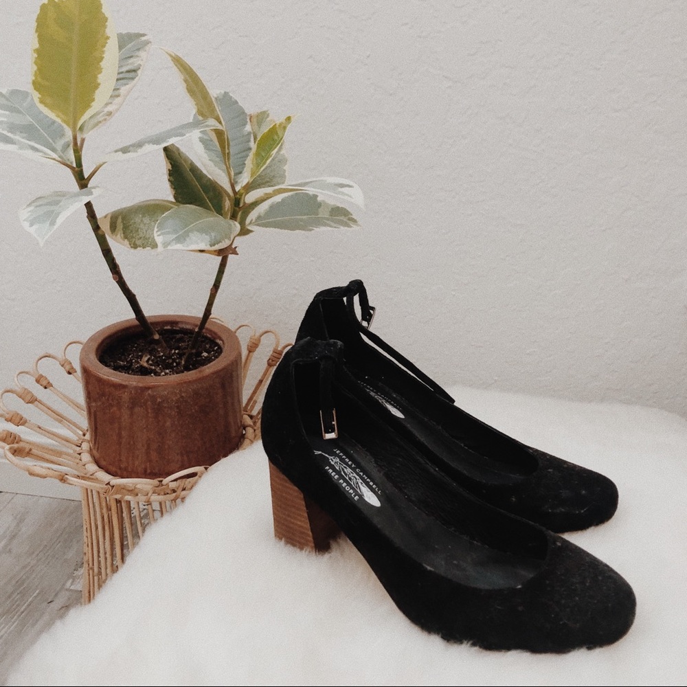🚚 MOVING SALE! 🚚 Jeffrey Campbell for FP heels